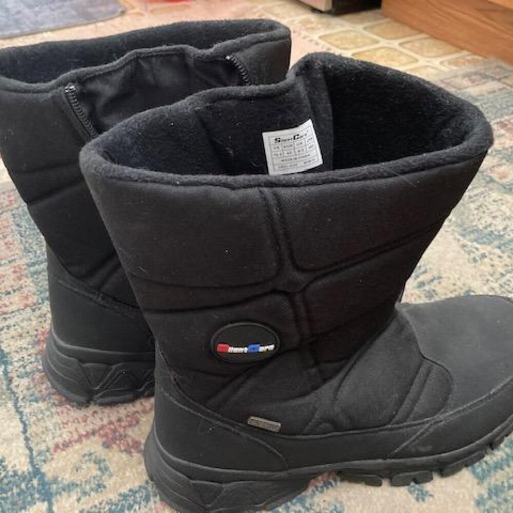New w/tags Silent Care Mid-Calf Winter Snow Boots Men's 10.5 Black Side Zip